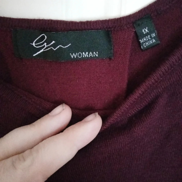 Cyrus Women's Knit Long Sleeve Burgundy Color Very Soft Blouse‎ Size 1X - Picture 4 of 6